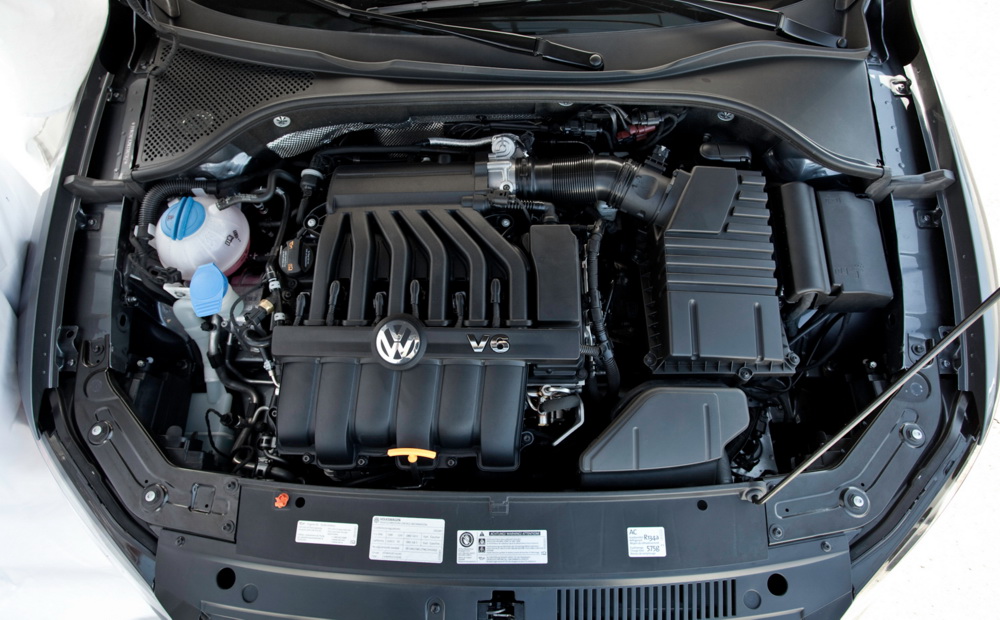 Двигатели passat. Passat 3.6 мотор. VW Passat с двигателем v6. VW Passat b6 vr6 3.6. VW Passat v5 двигатель.