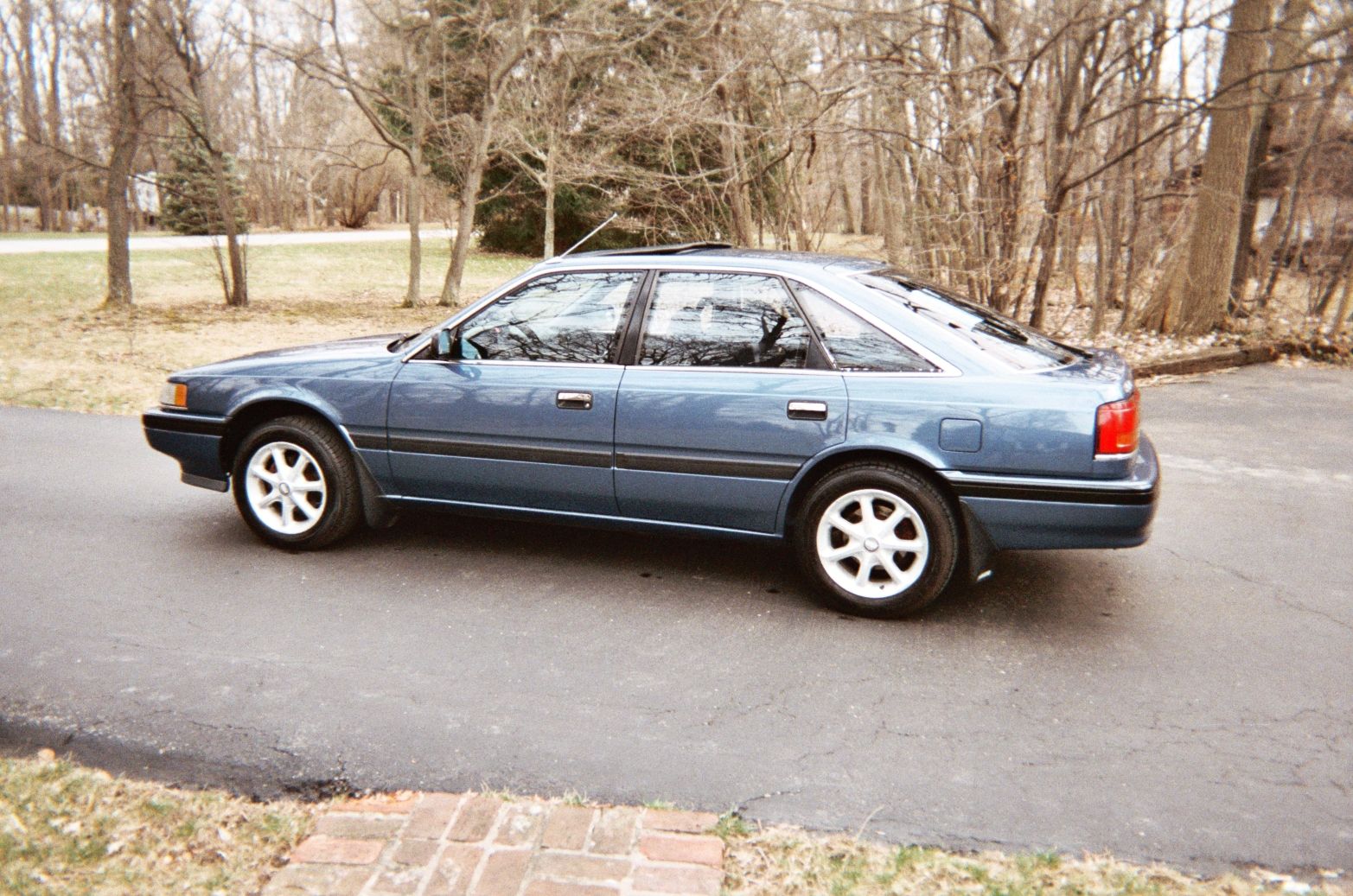 1991 Mazda 626 SE 0-60 Times, Top Speed, Specs, Quarter Mile, and ...
