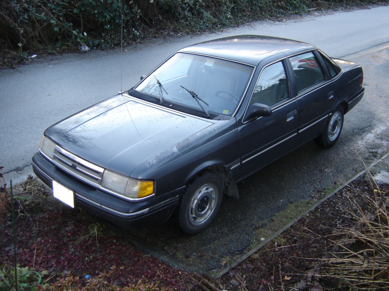 Red 1991 Ford Tempo Gl Wallpaper