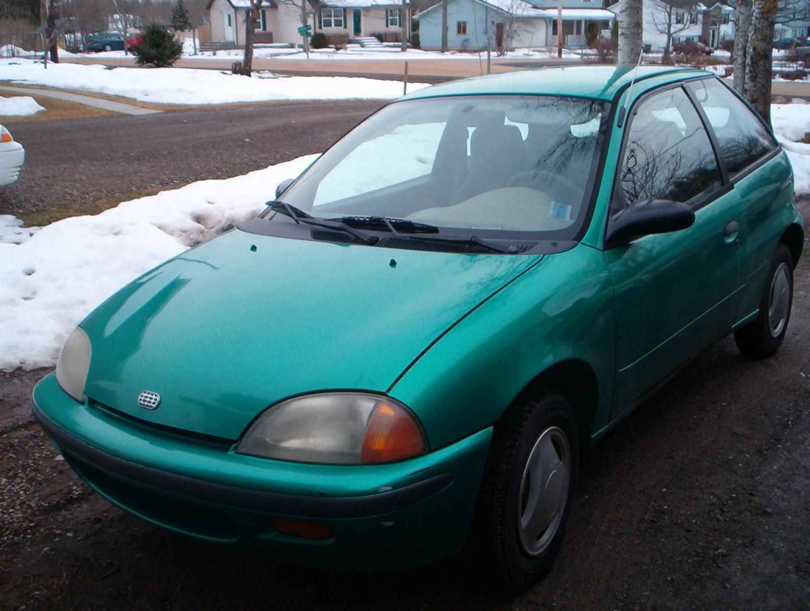 1997 Geo Metro 4-dr base 0-60 Times, Top Speed, Specs, Quarter Mile, and  Wallpapers - MyCarSpecs United States / USA