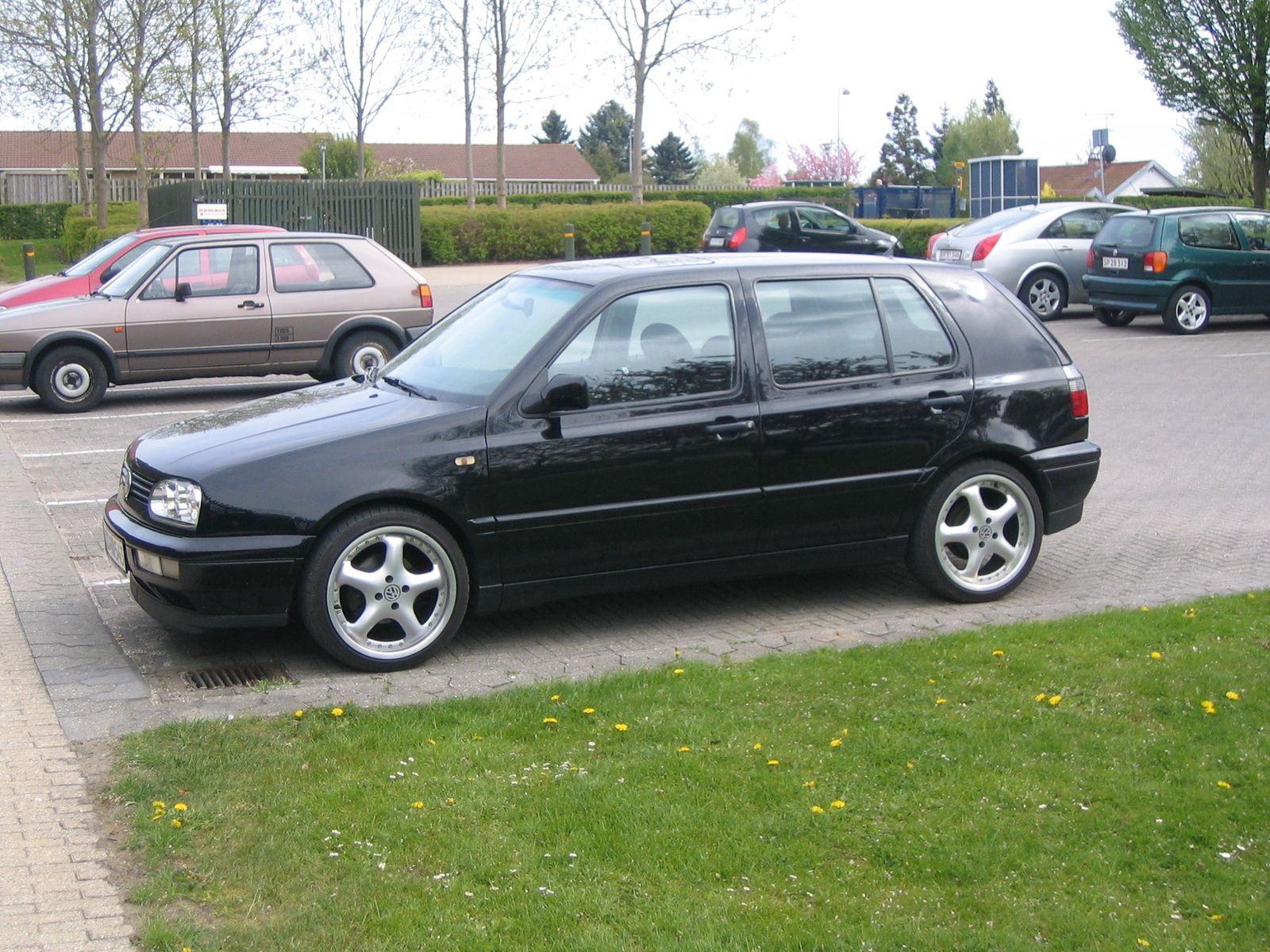 1997 Volkswagen Golf 3dr CL Specs, Colors, 060, 0100