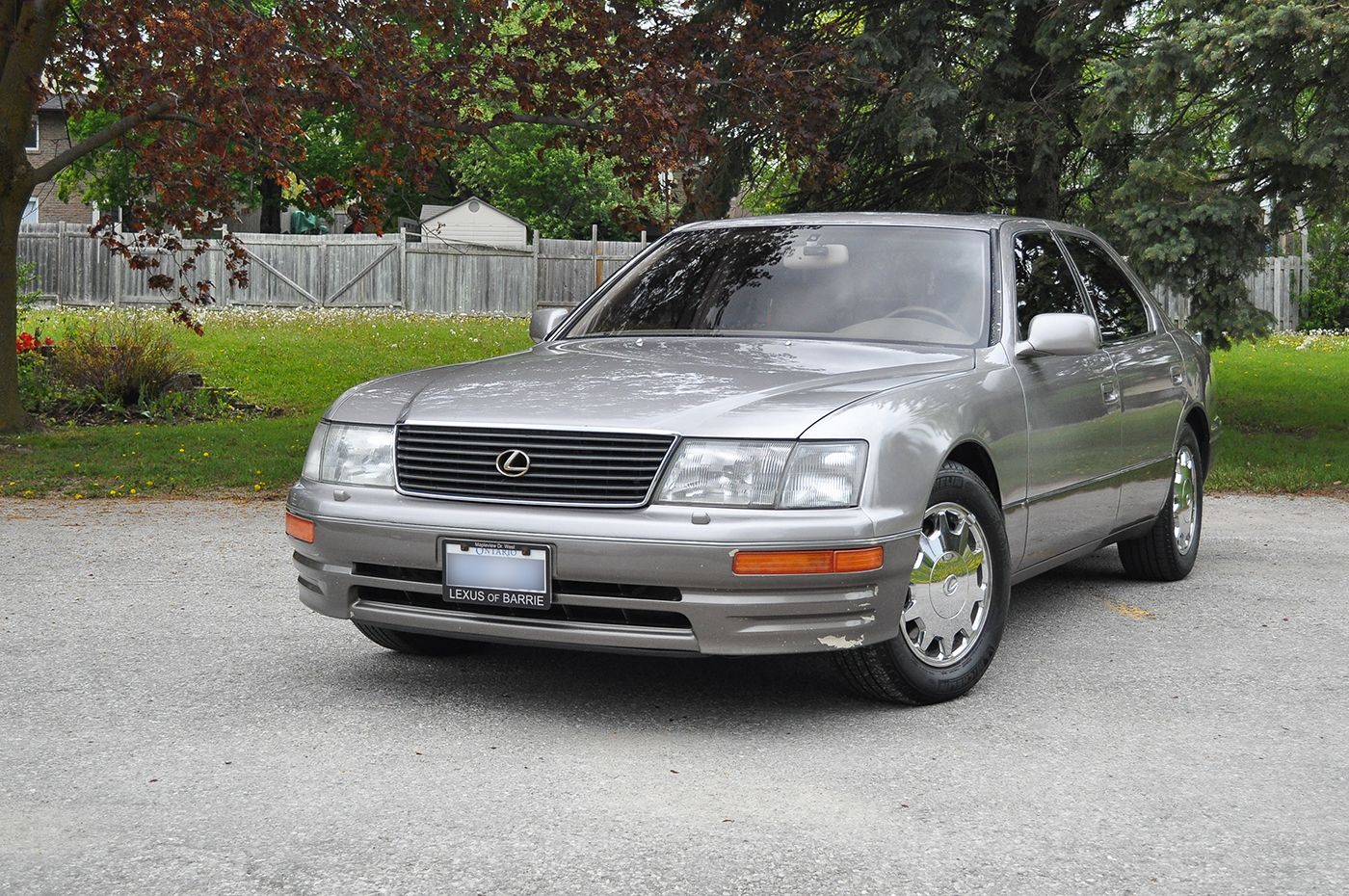2000 Lexus LS 400 060 Times, Top Speed, Specs, Quarter Mile, and