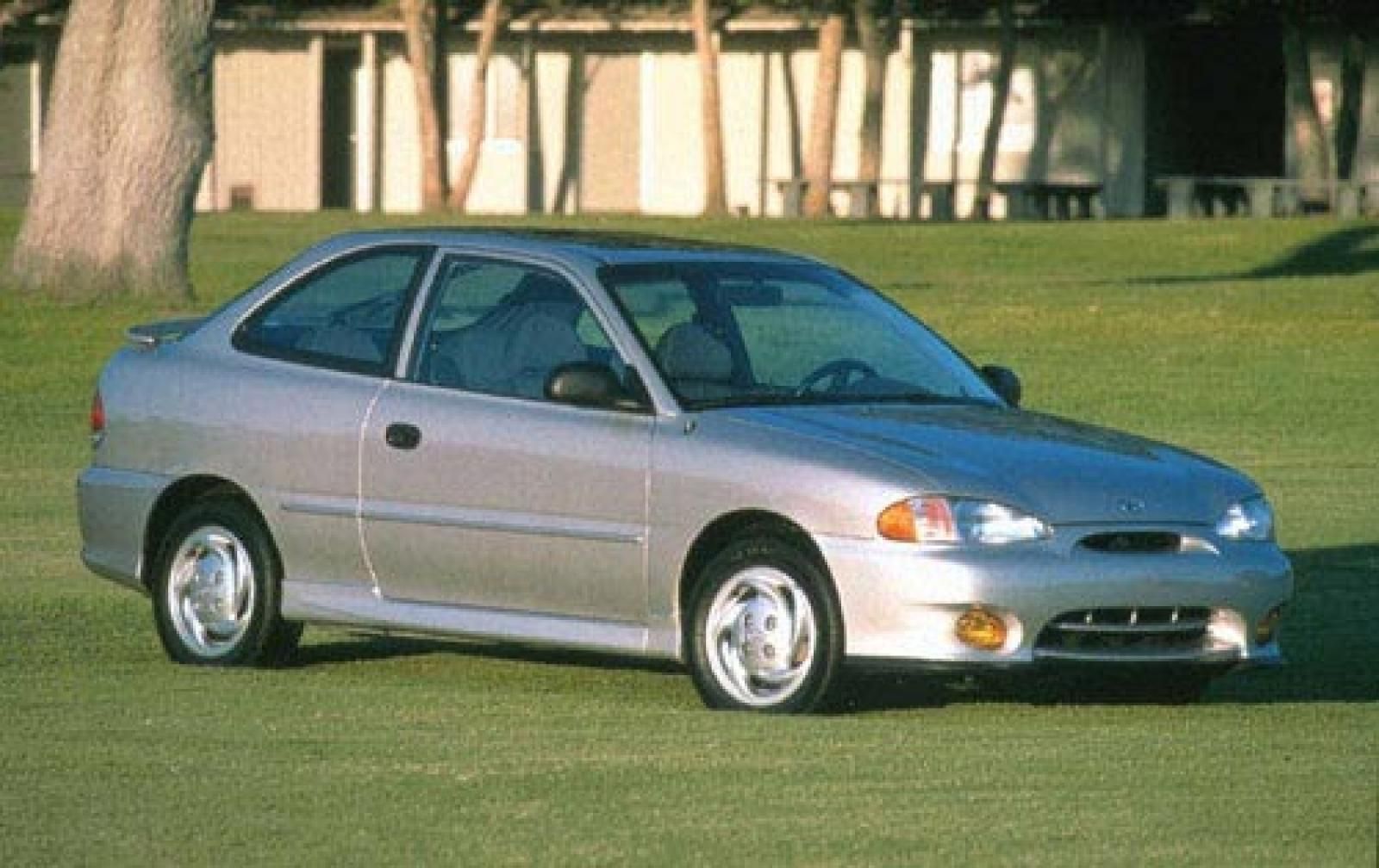 2001 Hyundai Accent GL 060 Times, Top Speed, Specs, Quarter Mile, and