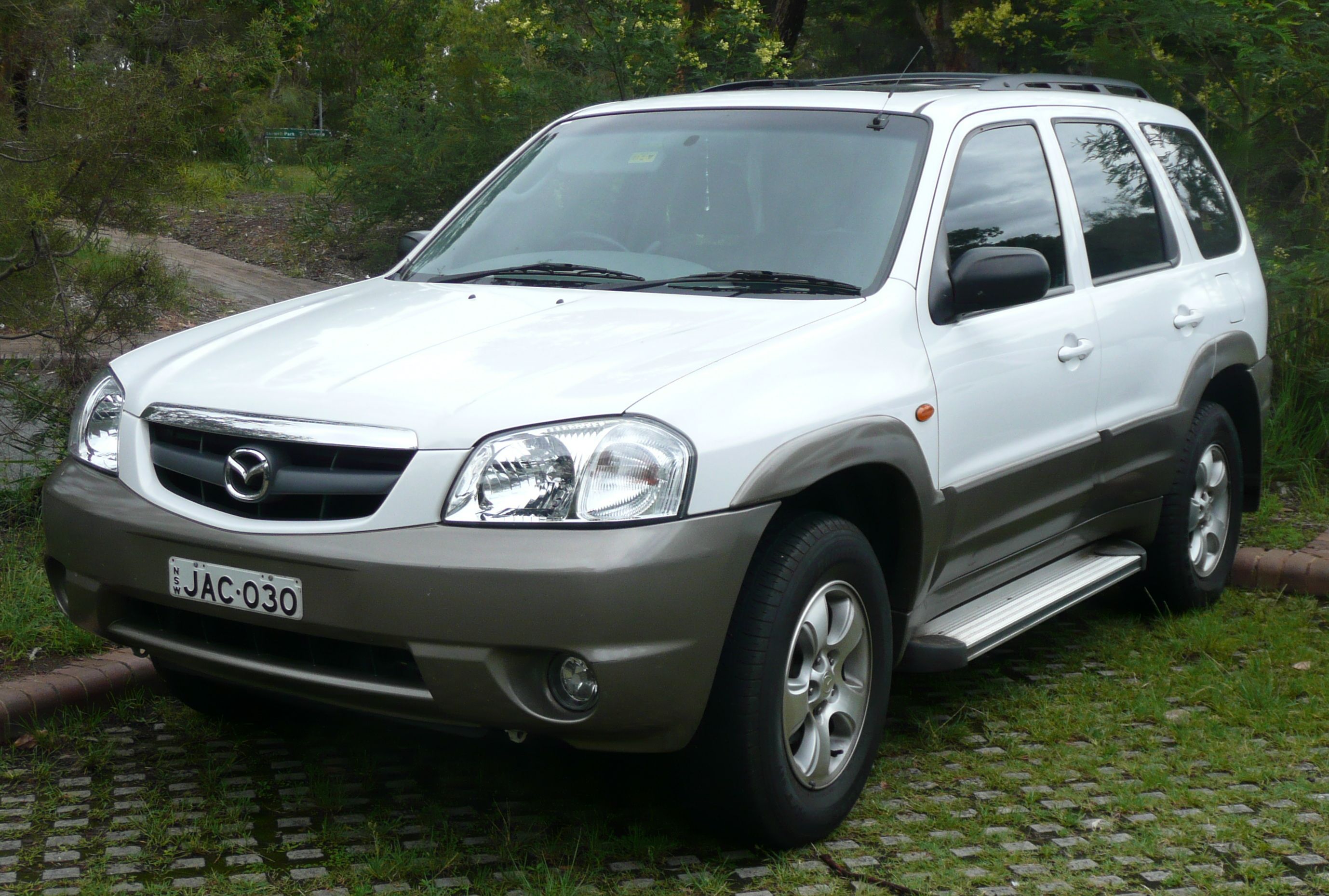 Mazda tribute 2003