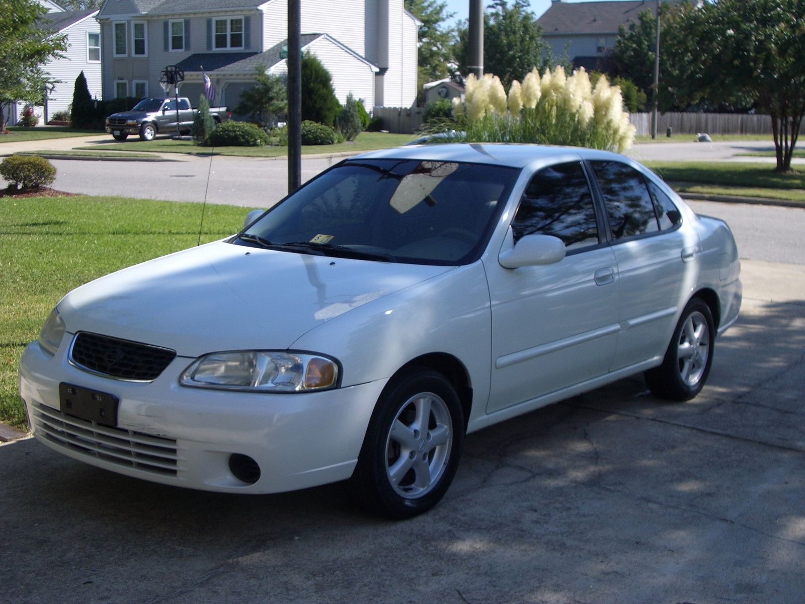 2002 nissan sentra specs