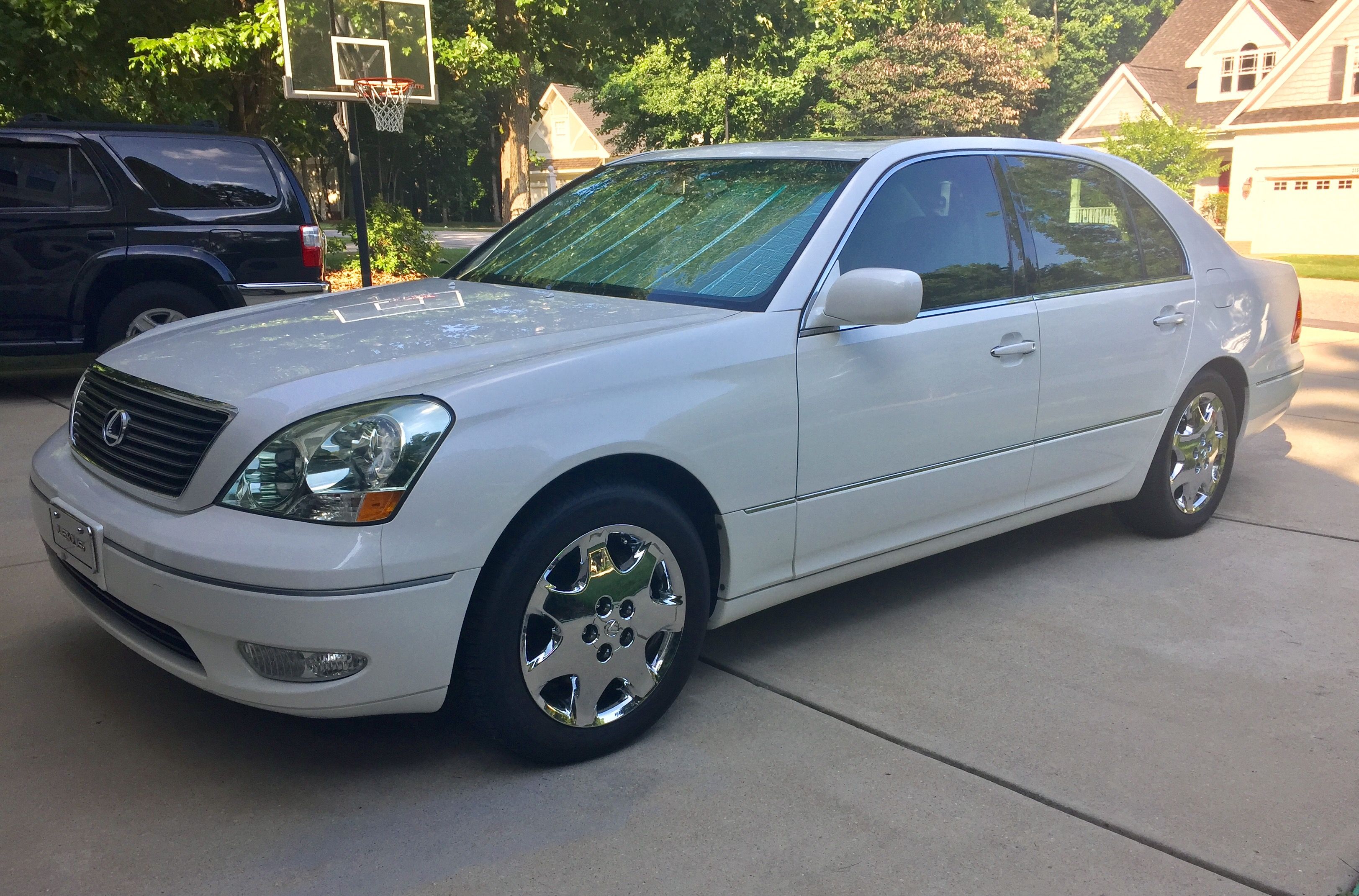 2004 Lexus LS 430 060 Times, Top Speed, Specs, Quarter Mile, and