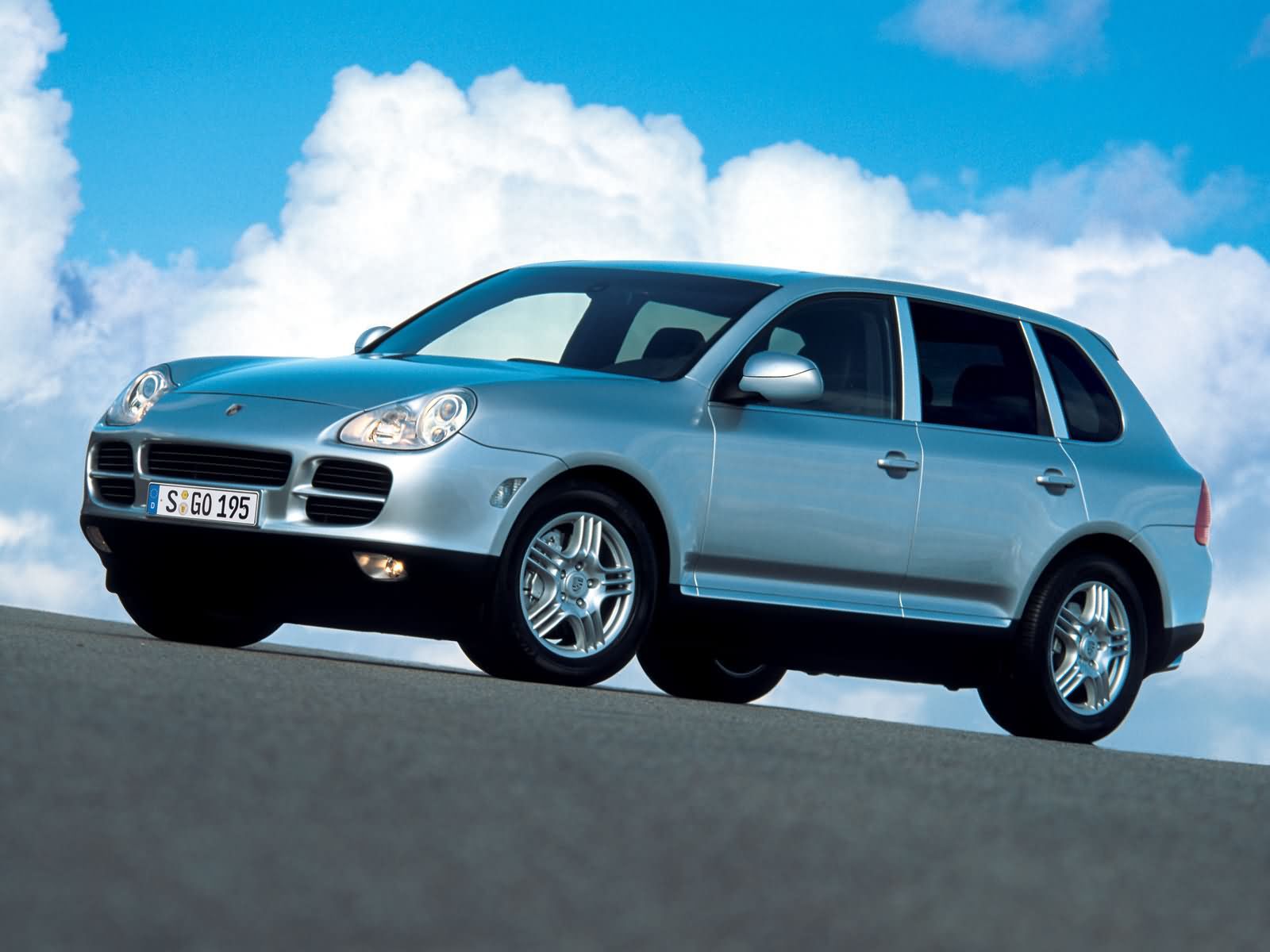 2006 Porsche Cayenne Turbo S 060 Times, Top Speed, Specs, Quarter Mile, and Wallpapers