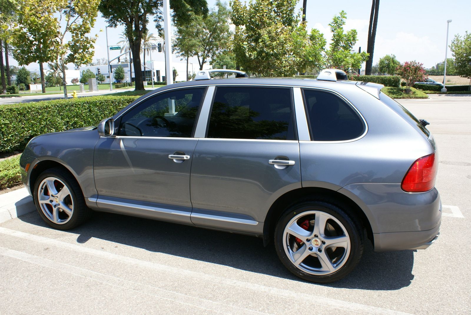 2006 Porsche Cayenne Turbo S 060 Times, Top Speed, Specs, Quarter Mile, and Wallpapers