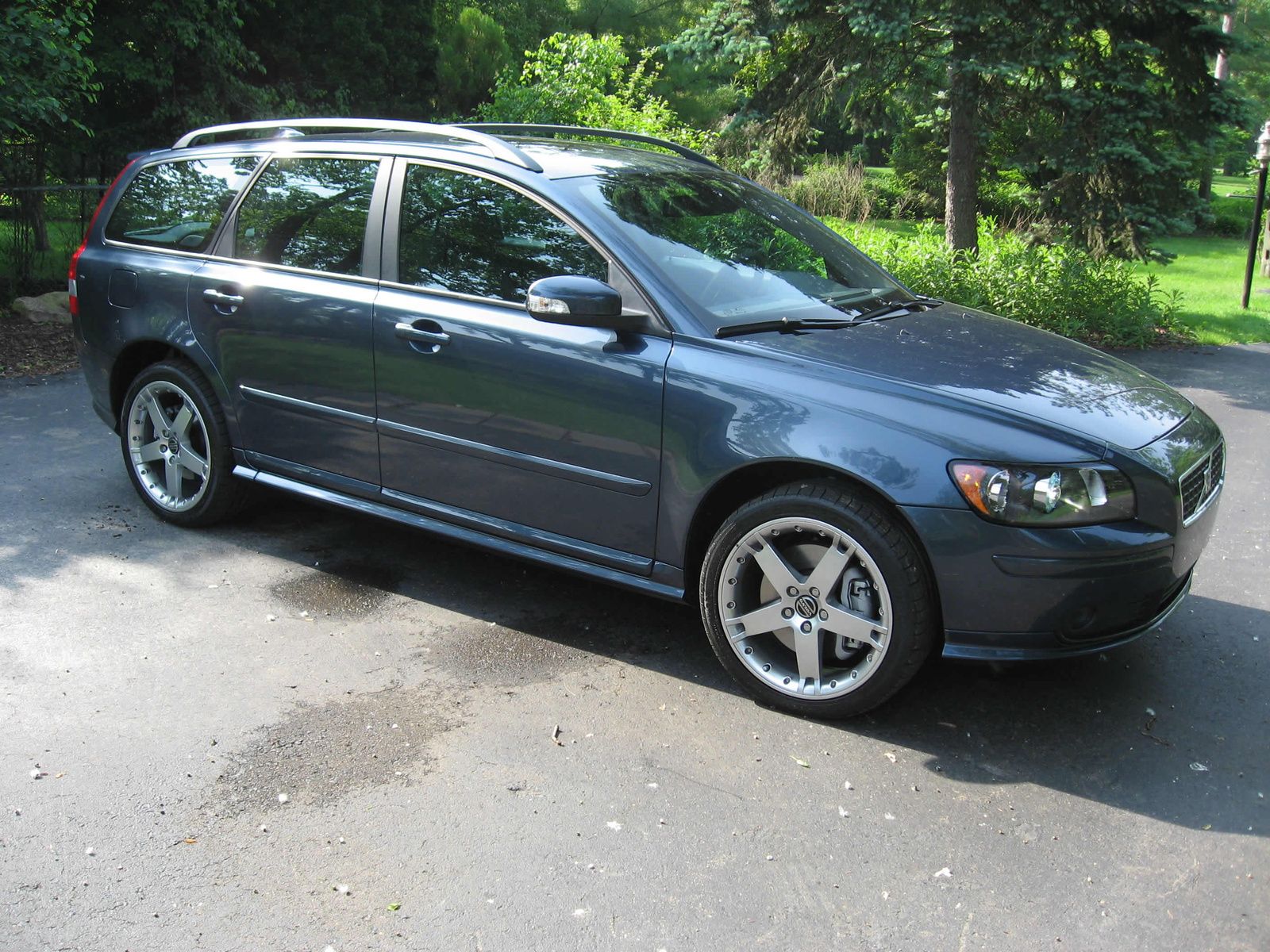 Volvo v50 awd