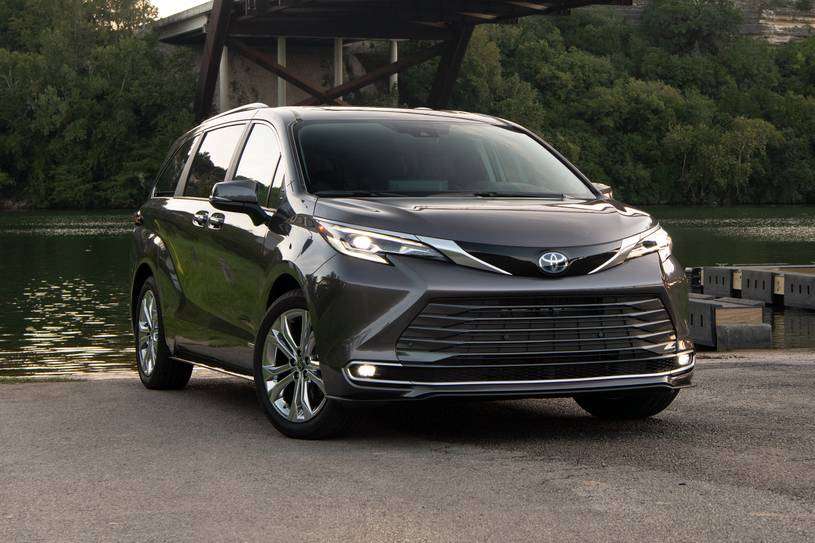 Toyota Sienna Woodland
