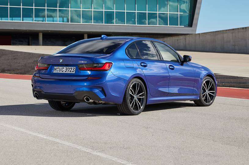 2022 BMW 3 Series 330i xDrive Sedan 060 Times, Top Speed, Specs