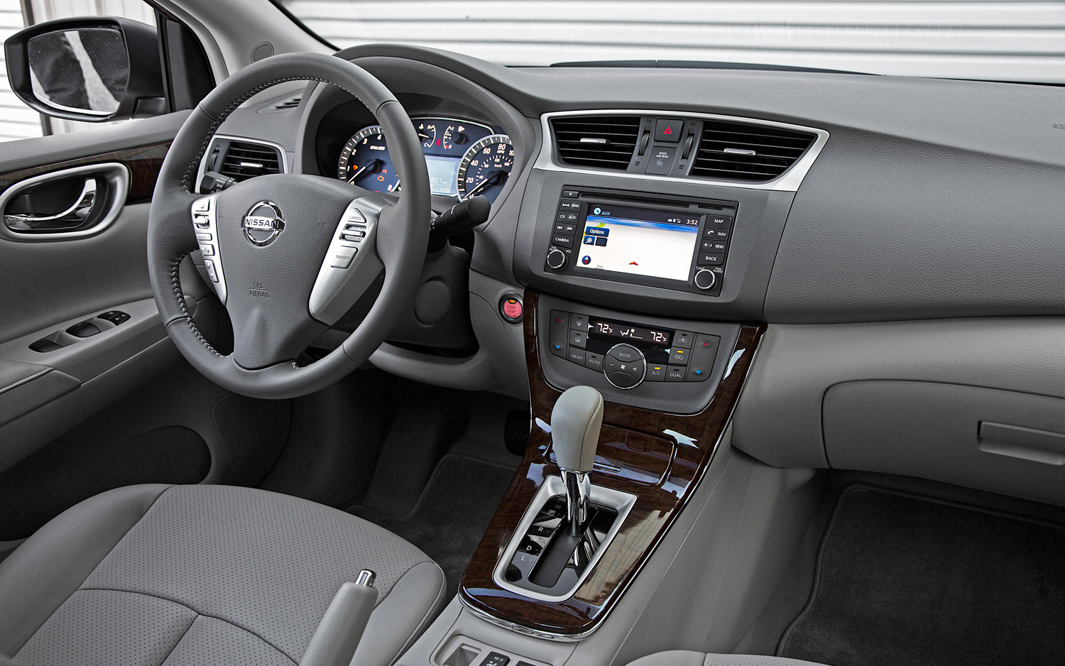 14 Nissan Sentra 1 8 Sr 0 60 Times Top Speed Specs Quarter Mile And Wallpapers Mycarspecs United States Usa