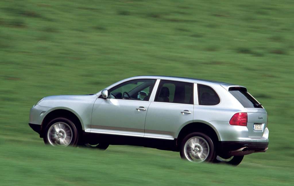 2006 Porsche Cayenne Turbo S 060 Times, Top Speed, Specs, Quarter Mile, and Wallpapers