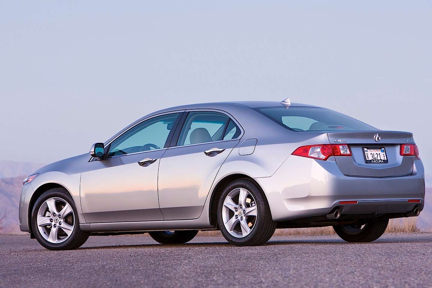 10 Acura Tsx V6 0 60 Times Top Speed Specs Quarter Mile And Wallpapers Mycarspecs United States Usa
