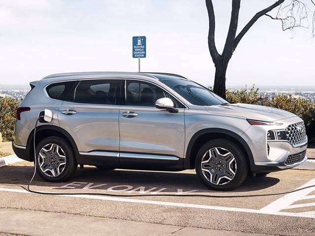 SANTA FE PLUG-IN HYBRID